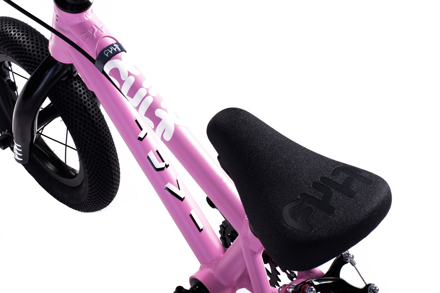 12-juvi-pink-web1.jpg