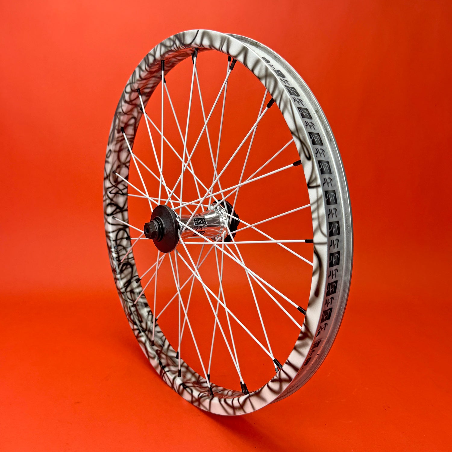 crew-front-wheel-white-kordel2.jpg