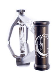 Biggie Frame / Devon Smillie / translucent black